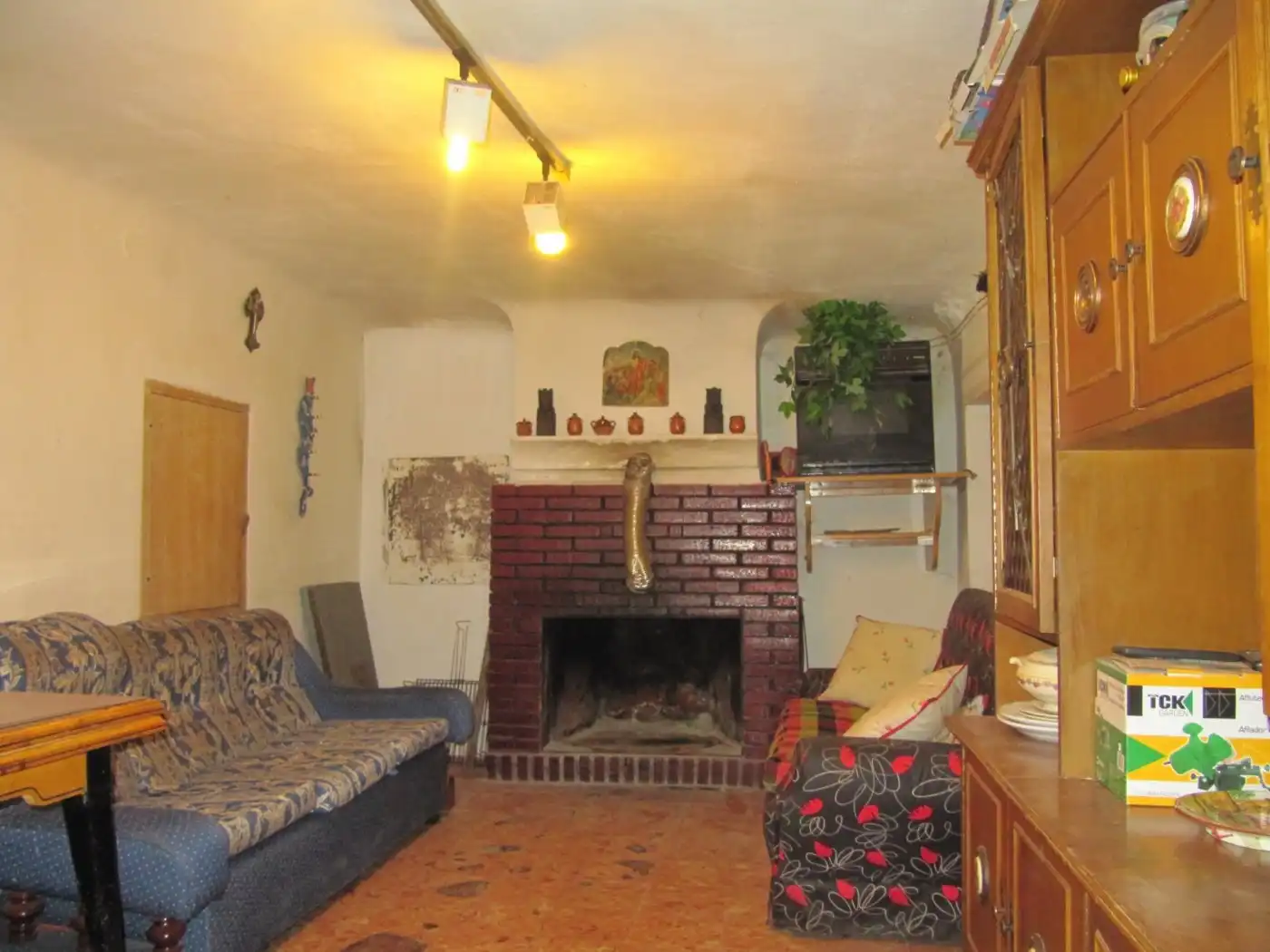 Sala de estar de Casa o chalet en venta en El Pinós / Pinoso con Calefacción, Piscina y Amueblado
