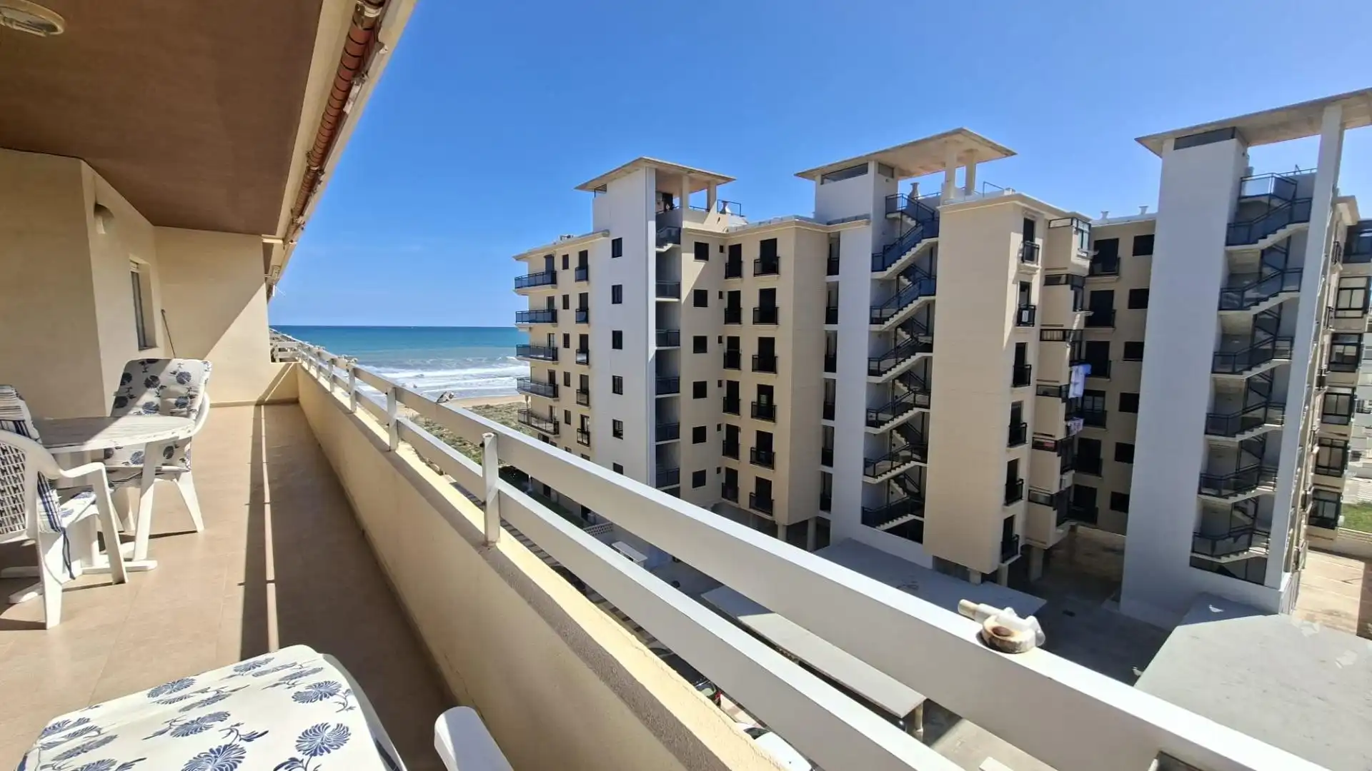 Terraza de Apartamento en venta en Daimús con Aire acondicionado y Terraza