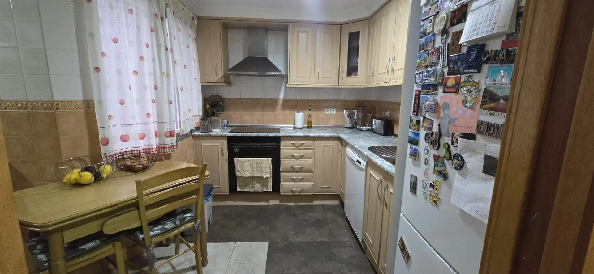 Cocina de Dúplex en venta en Sant Joan d'Alacant con Aire acondicionado, Parquet y Amueblado