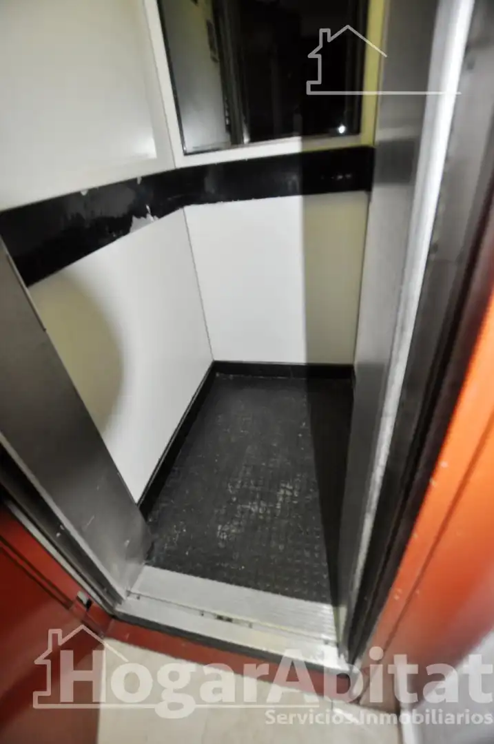 Baño de Piso en venta en Valencia con Terraza