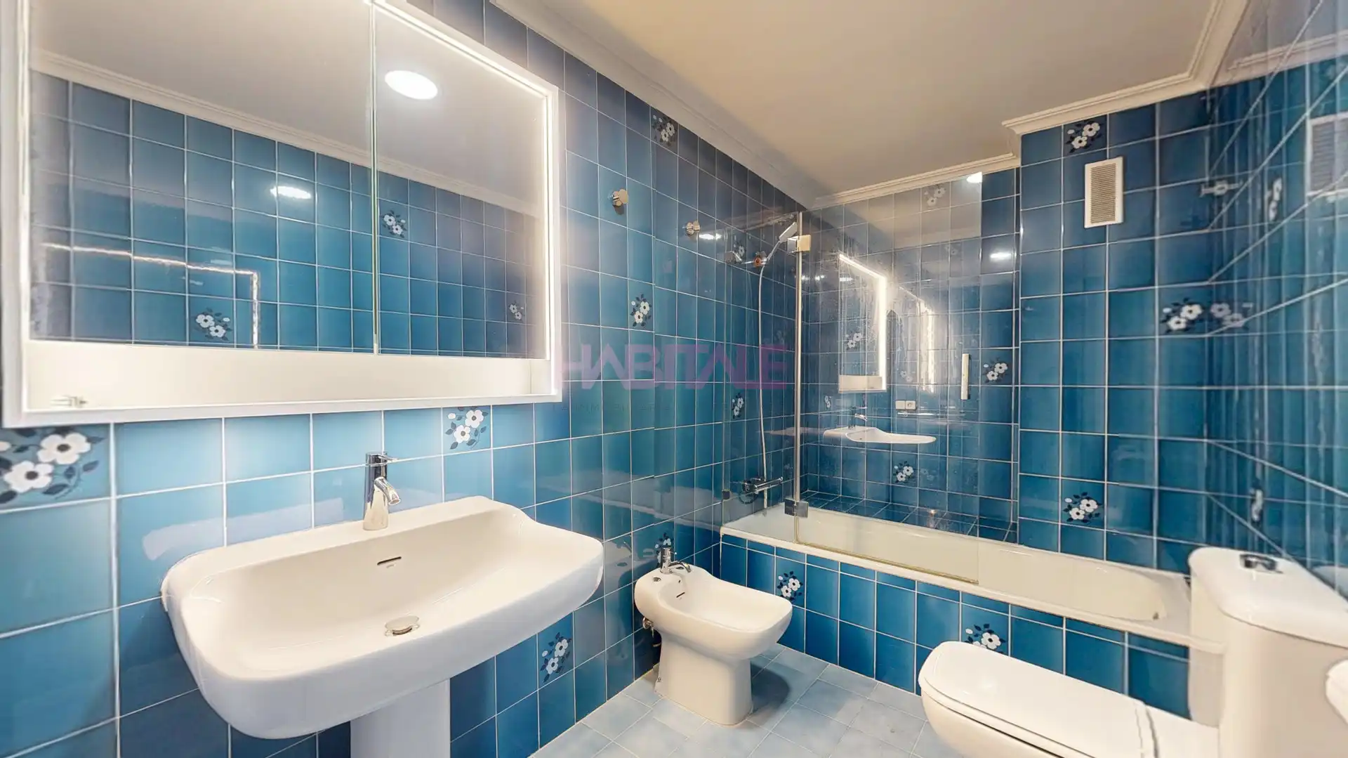 Bathroom of Flat for rent in Torrent