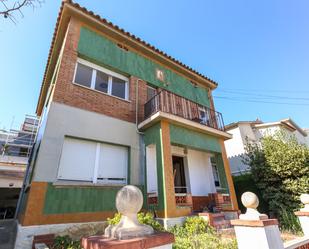 Exterior view of House or chalet for sale in Sant Just Desvern  with Terrace and Balcony