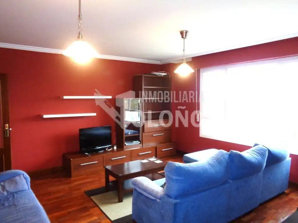 Sala de estar de Apartamento en venta en Haro con Calefacción, Parquet y Trastero