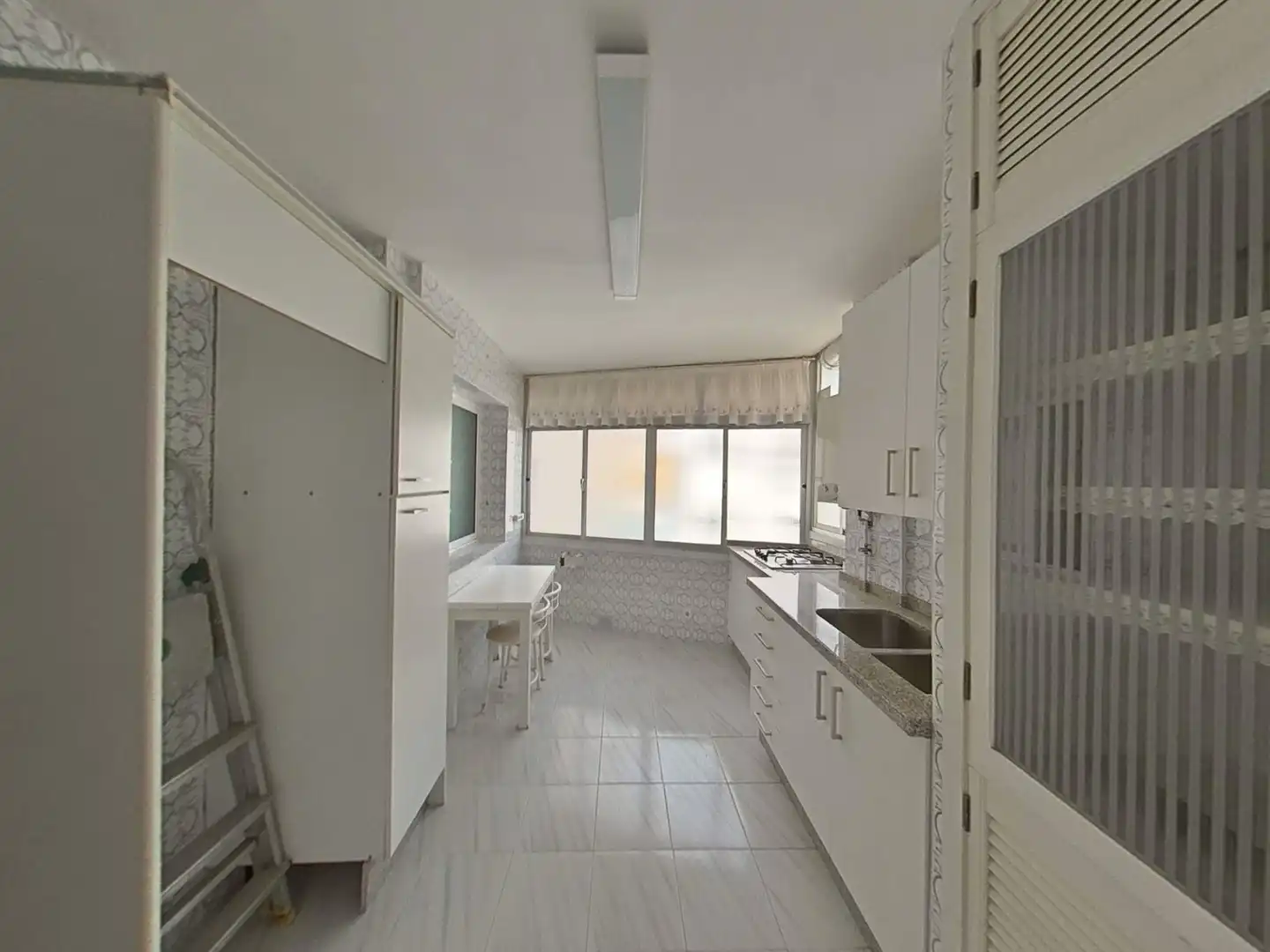 Cuina de Pis en venda en Málaga amb Terrassa