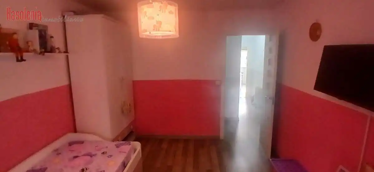 Habitación de Piso en venta en Cambre  con Calefacción, Trastero y Amueblado