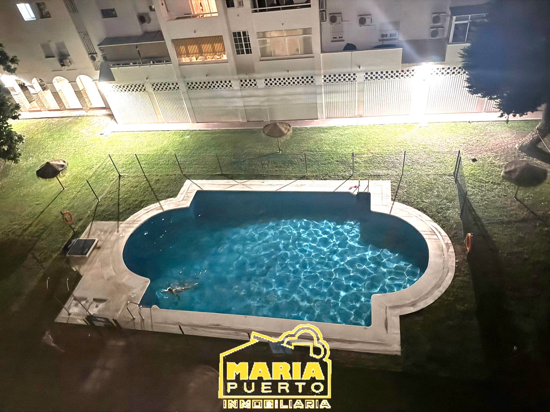 Piscina de Pis de lloguer en Málaga Capital amb Aire condicionat, Parquet i Terrassa