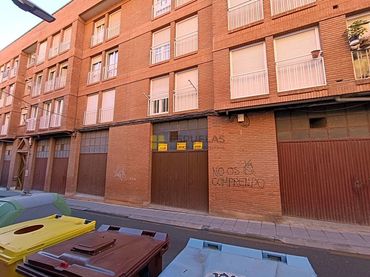 Gewerbefläche zum Verkauf in Carrera De Vico 37