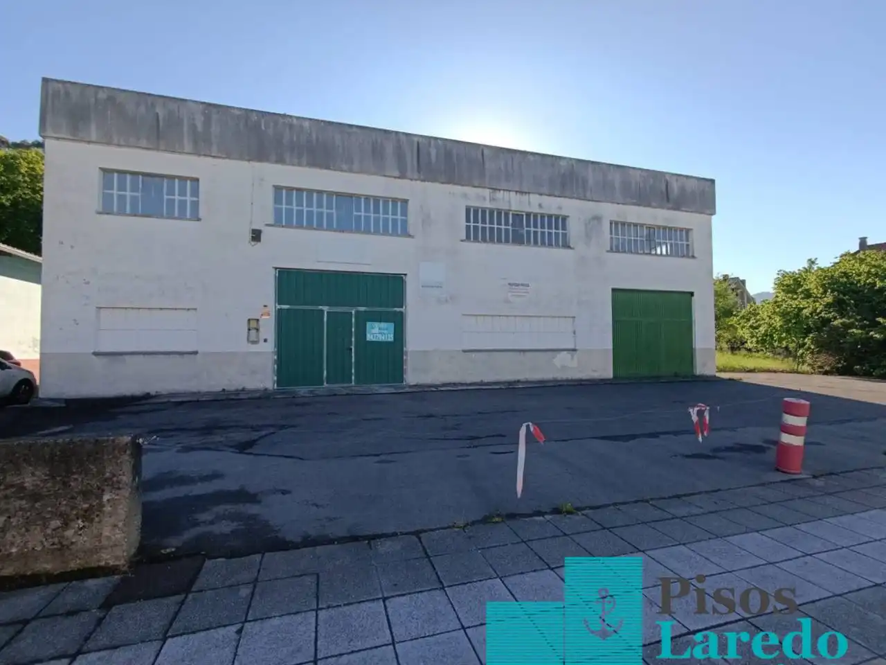 Vista exterior de Nave industrial en venta en Ampuero