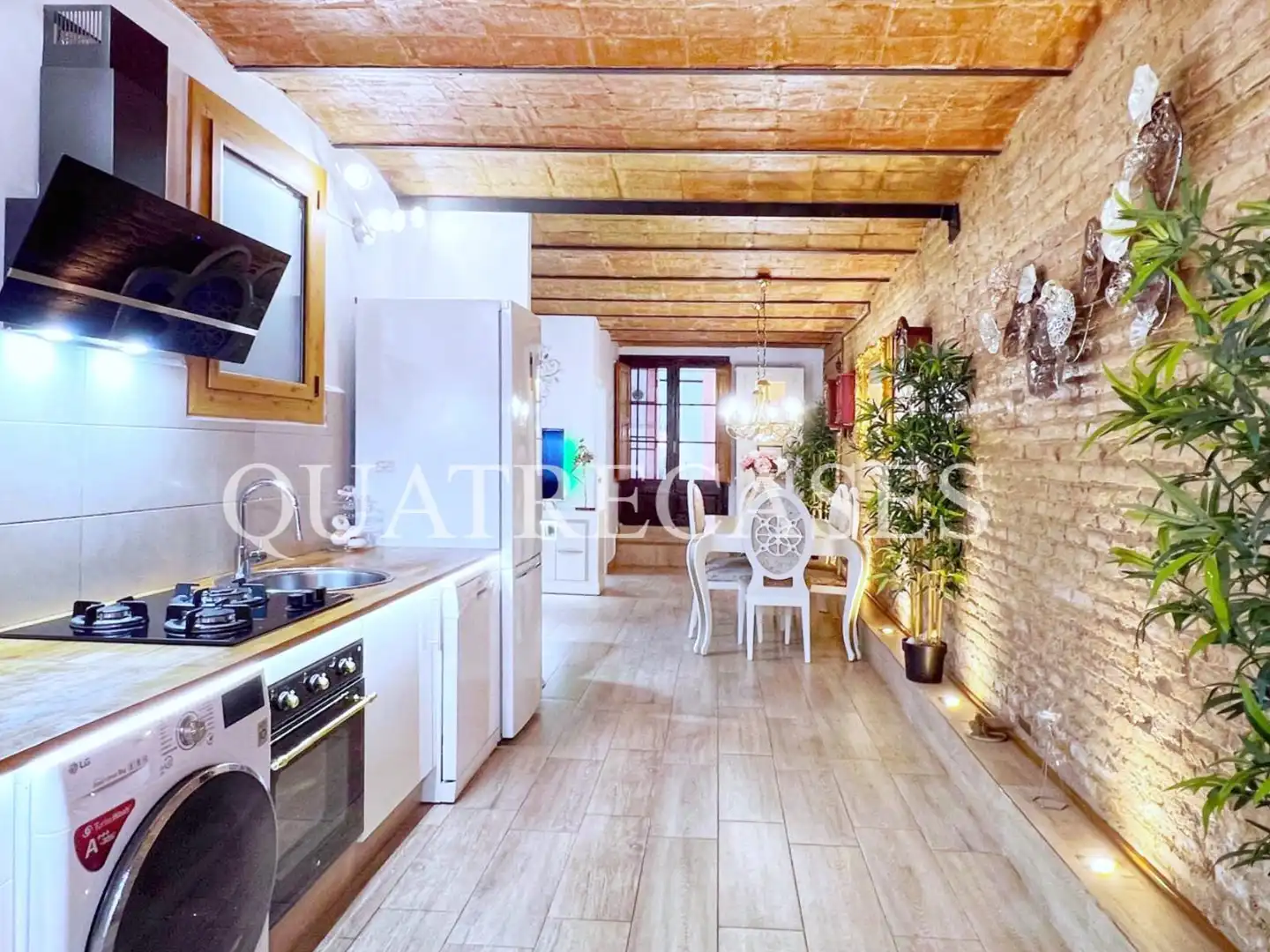 Cocina de Piso en venta en Barcelona con Aire acondicionado, Calefacción y Parquet
