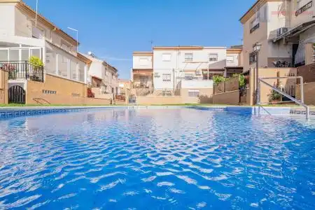 Swimming pool of Houses for sale in Cijuela  with Air Conditioner, Heating and Community pool