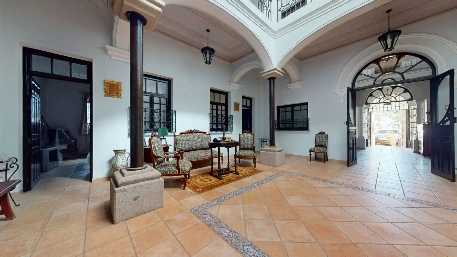 Casa o xalet en venda en Villafranca de los Barros amb Terrassa, Traster i Balcó