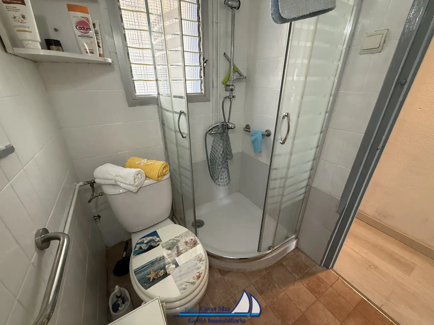 Baño de Estudio en venta en Cambrils con Aire acondicionado, Calefacción y Parquet