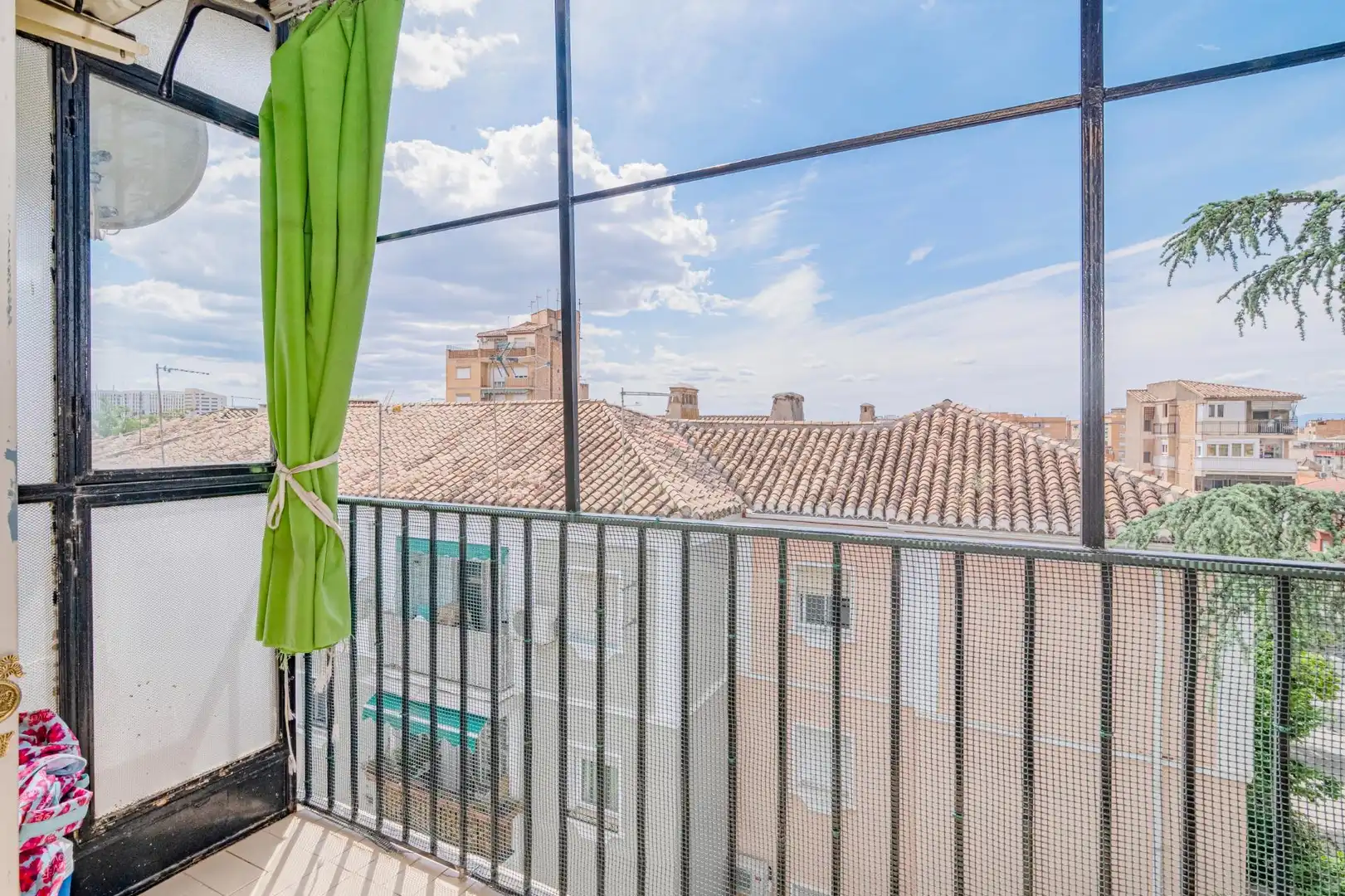 Terrassa de Pis en venda en Granada amb Aire condicionat i Balcó