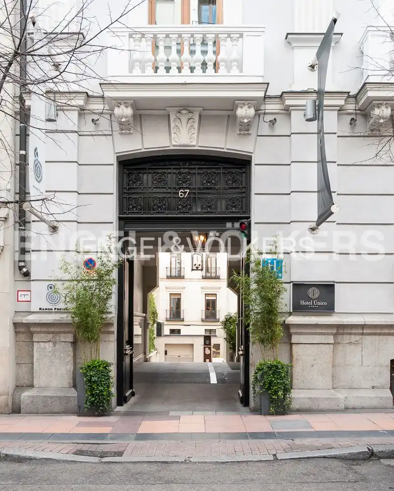 Vista exterior de Estudi de lloguer en Madrid amb Aire condicionat, Calefacció i Terrassa