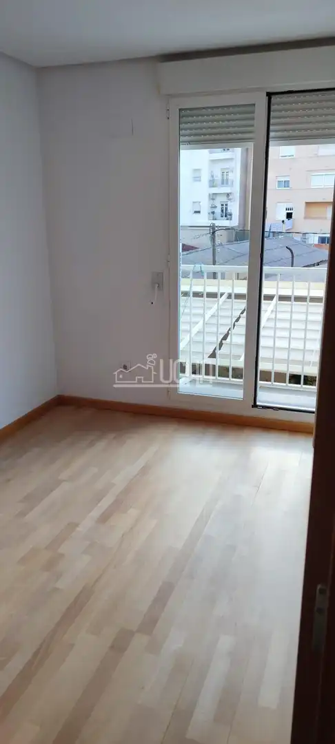Piso en venta en Calle SAN VICENTE MARTIR, Arrancapins