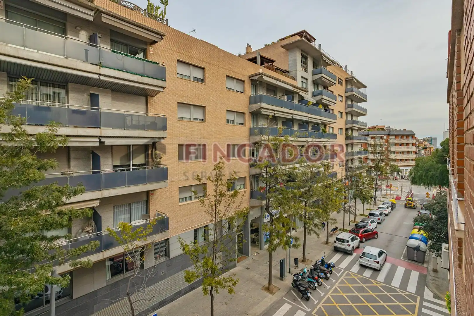 Vista exterior de Piso en venta en Esplugues de Llobregat con Aire acondicionado, Calefacción y Parquet