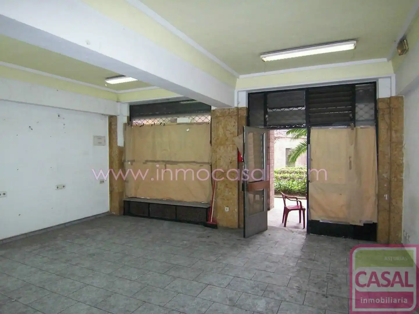Local comercial de lloguer a Sama, imagen 2