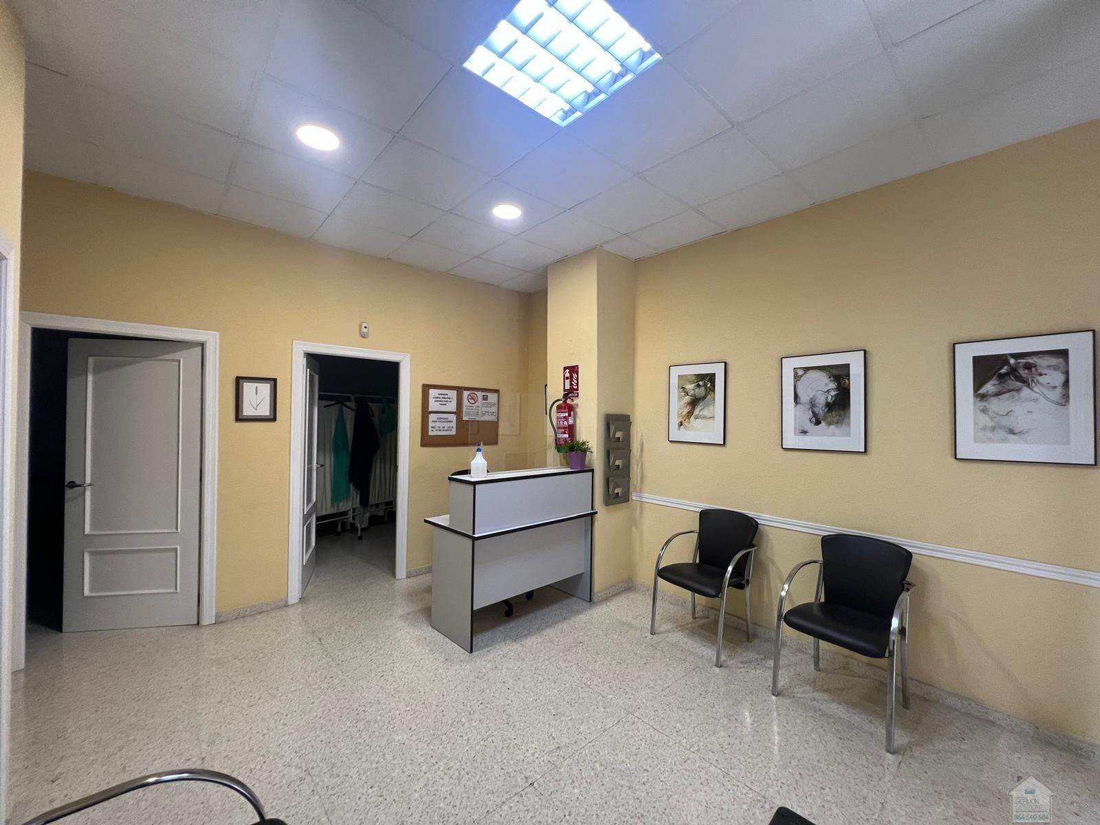 Local de lloguer en  Sevilla Capital amb Aire condicionat