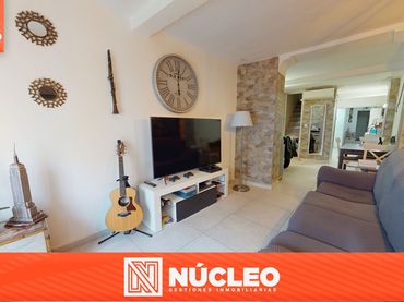 House with balcony for sale in Carrer Felipe Antón