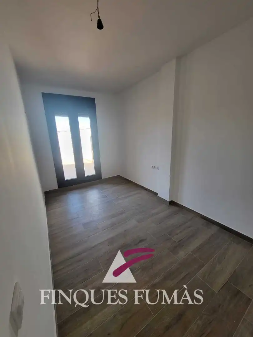 Bedroom of Flat for rent in Bellpuig  with Air Conditioner, Heating and Terrace
