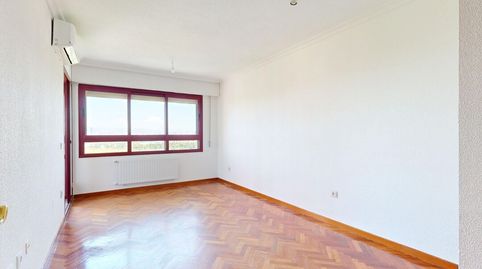 Photo 3 of Flat for rent in Calle de José Bergamín, Marroquina, Madrid Capital