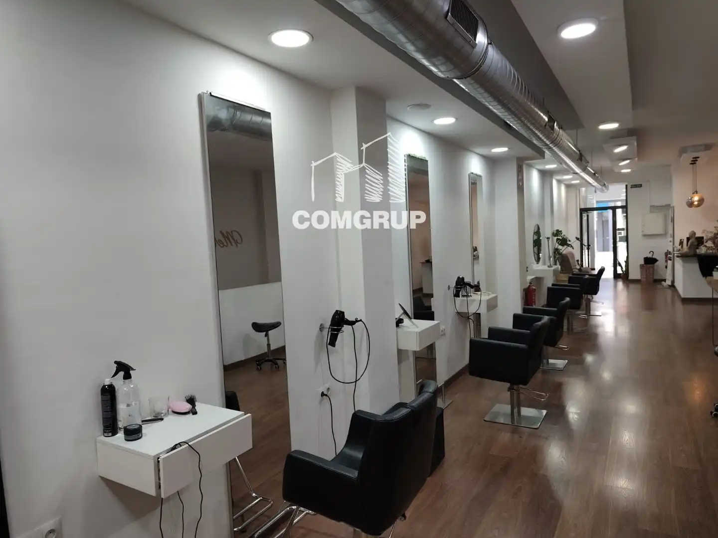 Business premises for transfer in Alfons IV, imagen 2