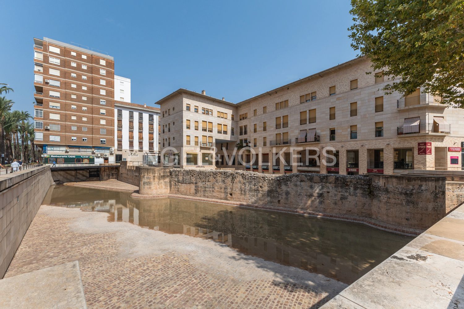 Vista exterior de Dúplex de lloguer en Alzira amb Aire condicionat, Calefacció i Terrassa