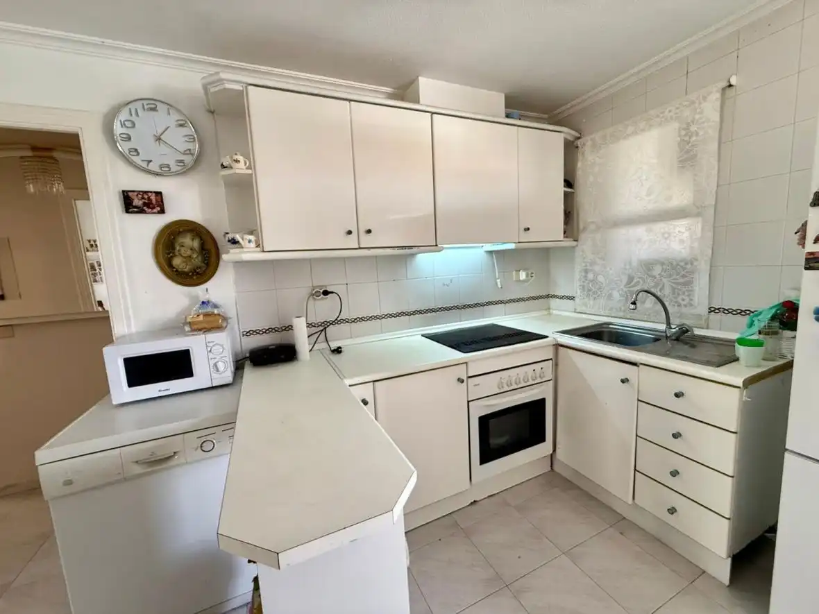 Cocina de Apartamento en venta en Elche / Elx con Calefacción, Terraza y Piscina