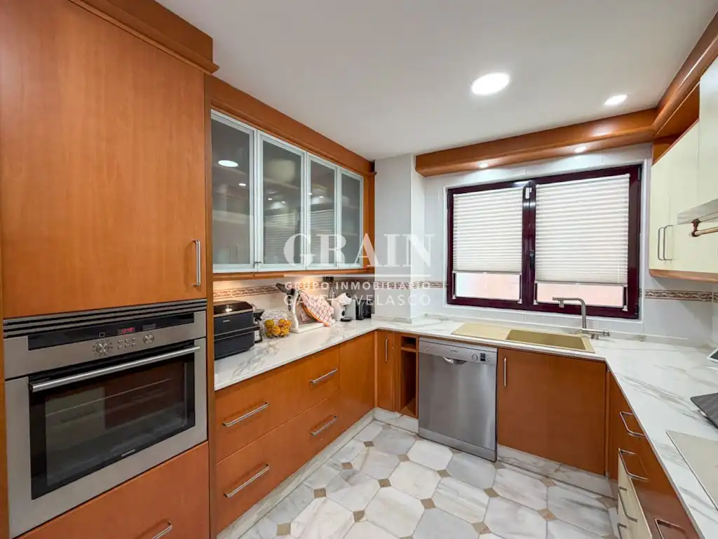 Cocina de Casa o chalet en venta en Albacete con Aire acondicionado, Calefacción y Jardín privado