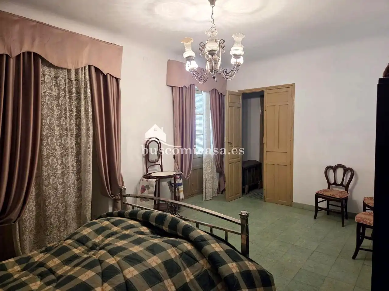 Bedroom of Detached homes for sale in Campillo de Arenas  with Furnished
