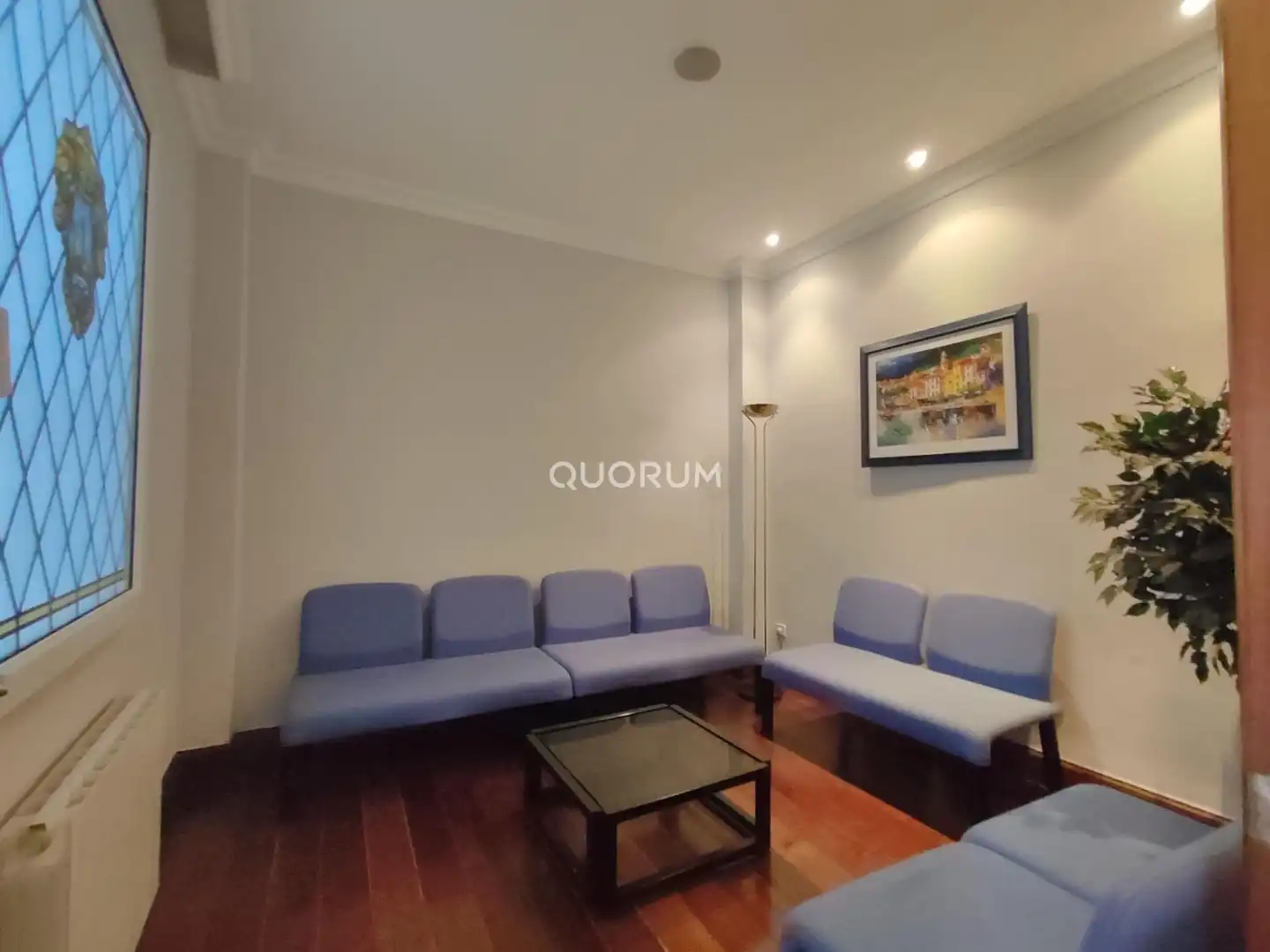 Sala de estar de Oficina de alquiler en Bilbao  con Aire acondicionado, Calefacción y Amueblado