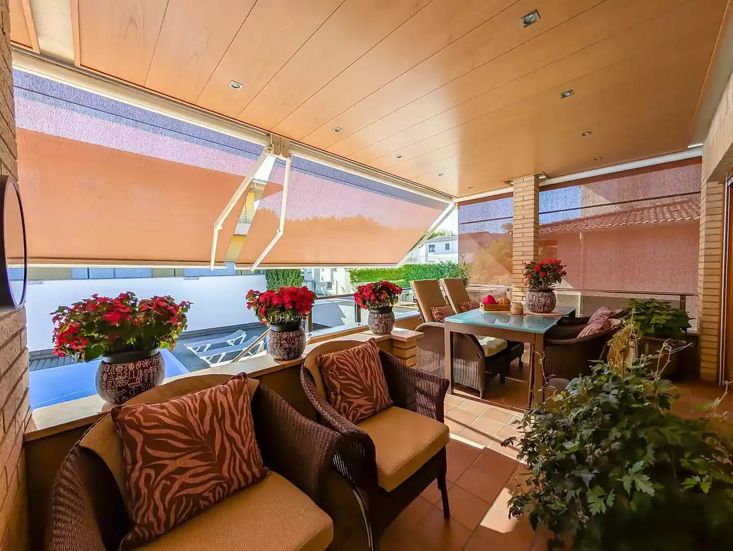 Terrace of Houses for sale in Banyoles  with Swimming Pool and Furnished