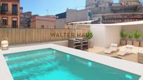 Swimming pool of Flat for sale in  Barcelona Capital  with Air Conditioner, Heating and Parquet flooring