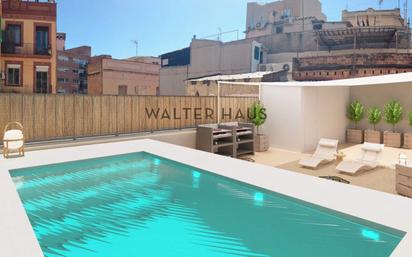 Swimming pool of Flat for sale in  Barcelona Capital  with Air Conditioner, Heating and Parquet flooring