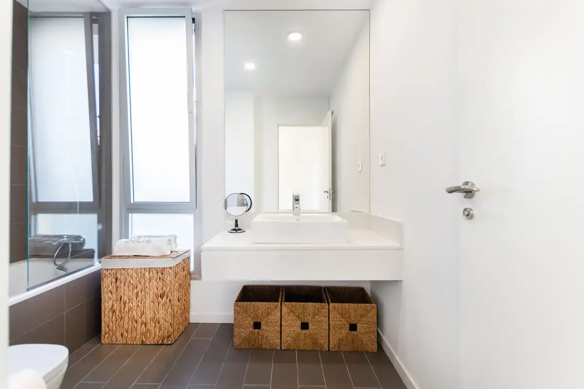 Bathroom of Detached homes for sale in Estepona  with Air Conditioner, Terrace and Swimming Pool