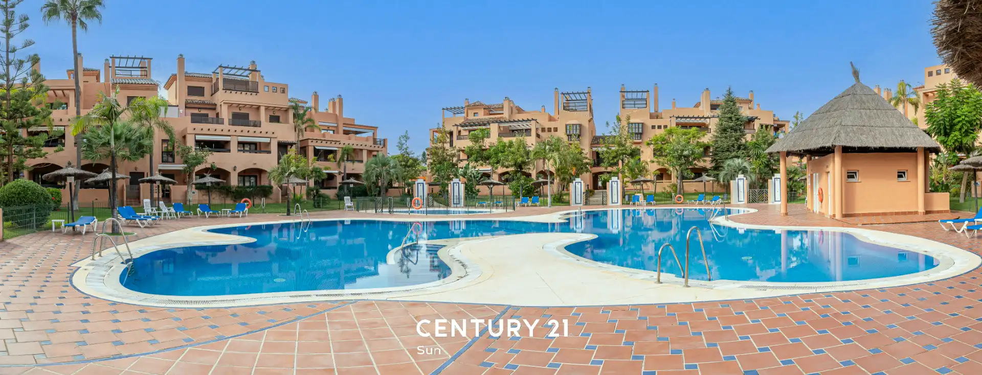 Penthouse with terrace for sale in Calle Campo de Luna 2A