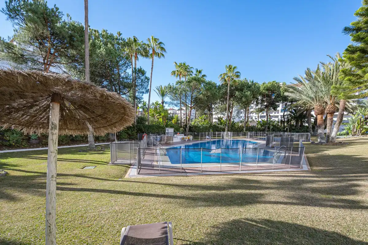 Ático con piscina en venta en Nueva Andalucía, imagen 8