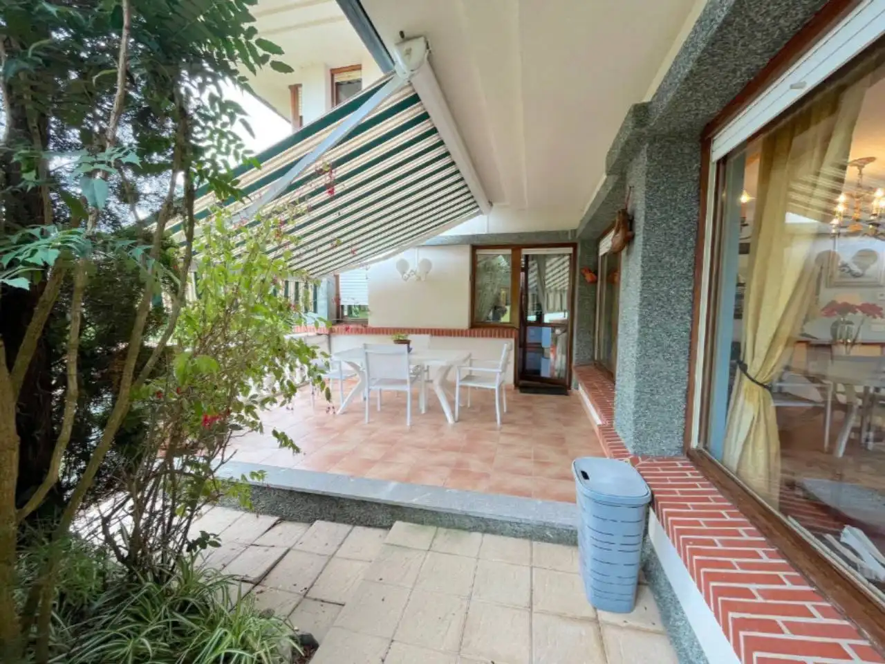 Terrace of Houses for sale in Berango, Bizkaia