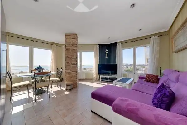 Sala de estar de Piso en venta en Guardamar del Segura con Aire acondicionado, Terraza y Amueblado