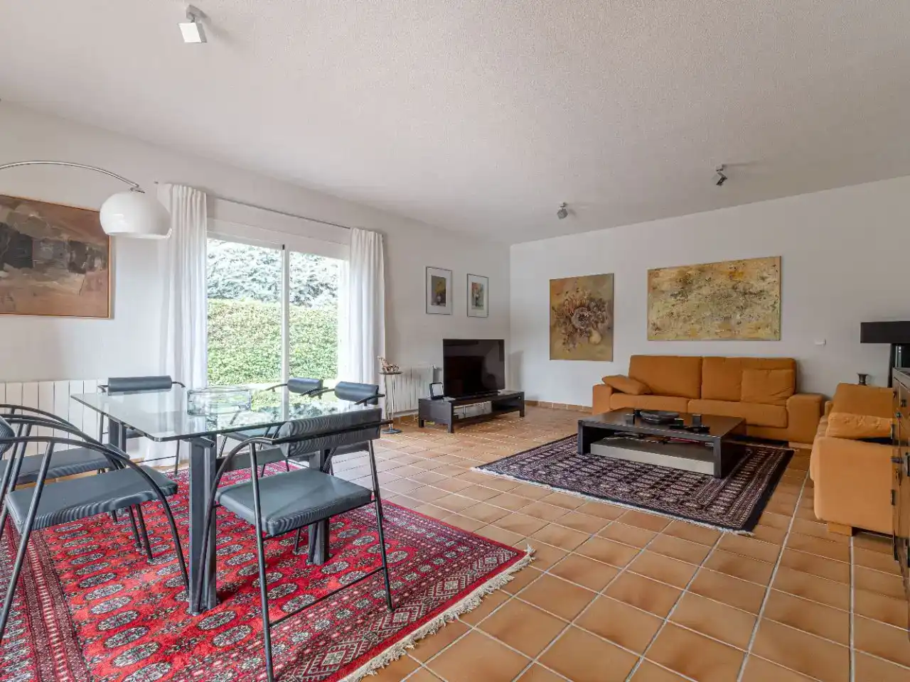 Sala d'estar de Casa o xalet en venda en Valdemorillo amb Aire condicionat