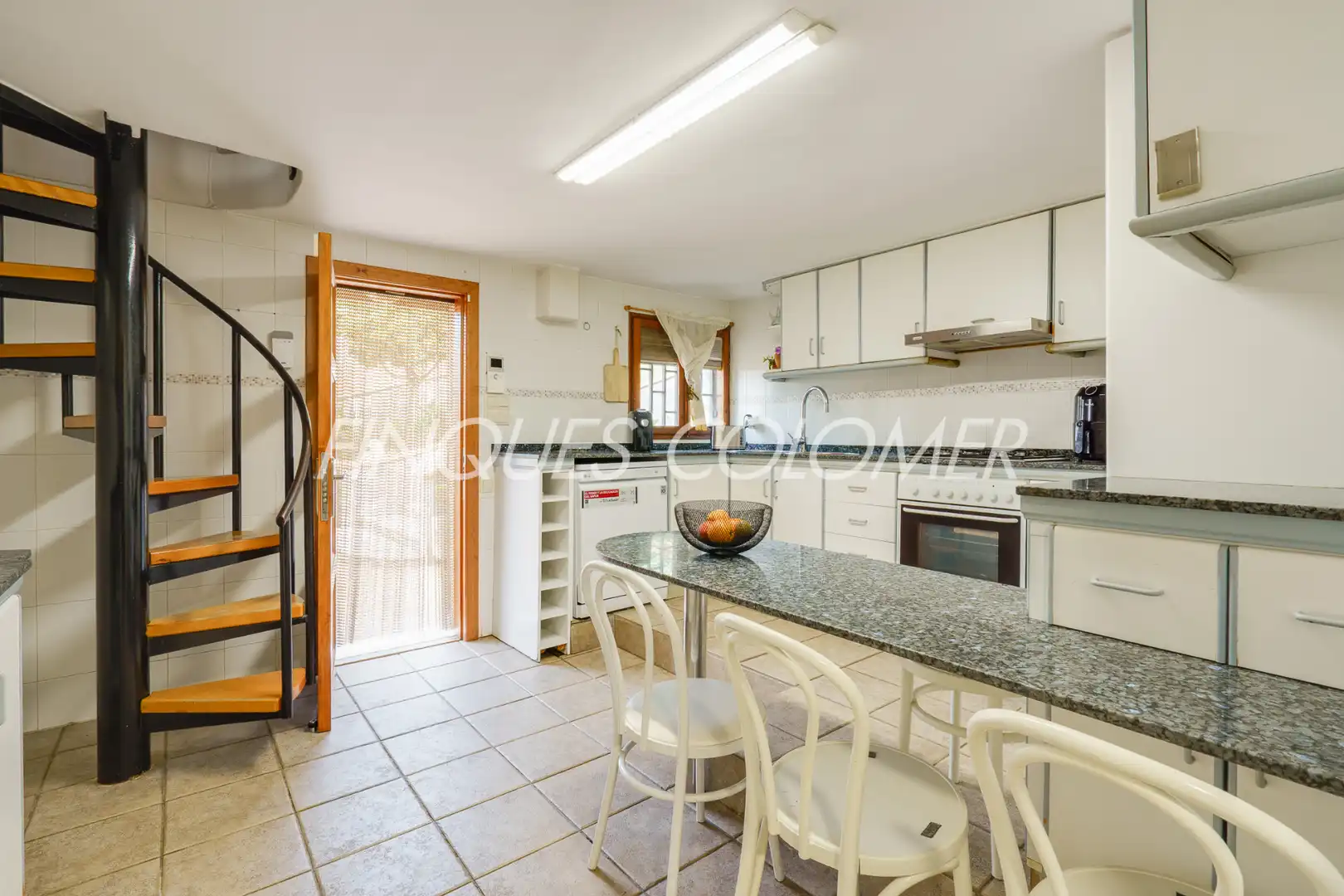 Kitchen of Houses for sale in Rubí  with Air Conditioner, Private garden and Parquet flooring