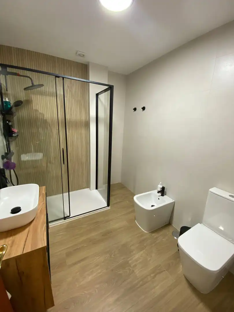 Bathroom of Houses for sale in Sevilla