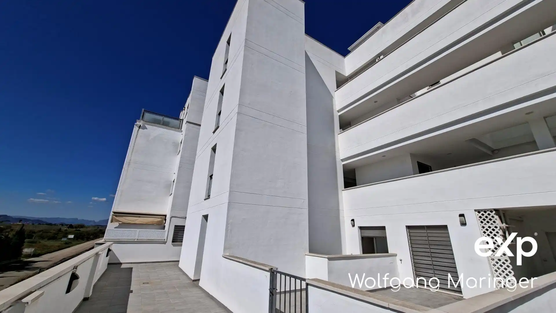 Vista exterior de Dúplex en venda en Oliva amb Aire condicionat, Calefacció i Jardí privat