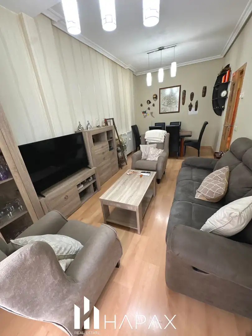 Sala de estar de Piso en venta en Moriscos con Calefacción y Terraza