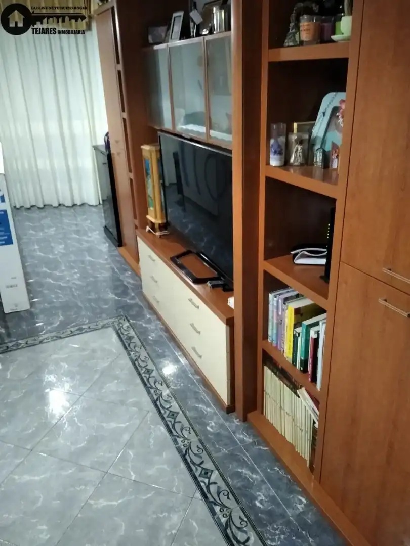 Sala d'estar de Pis en venda en Almansa amb Calefacció i Balcó