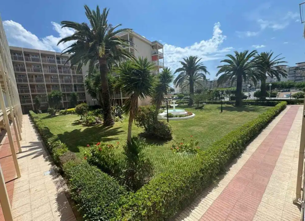 Flat with lift for sale in La Pineda, imagen 4