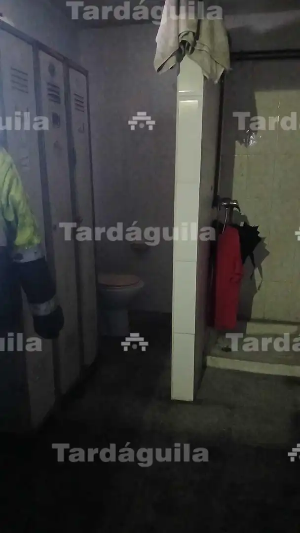 Badezimmer von Fabrikhallen zur Miete in Pedrosillo el Ralo