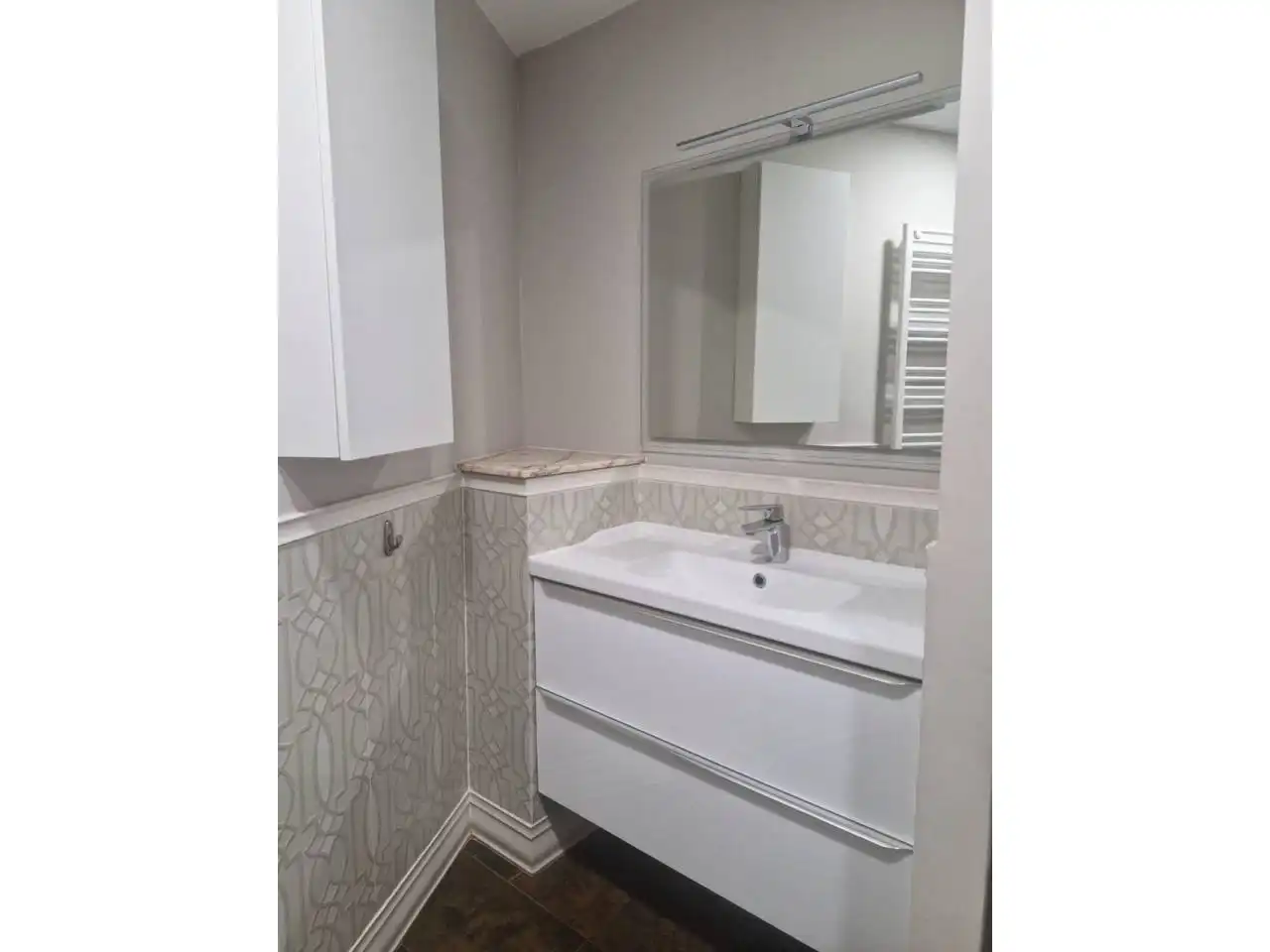 Bathroom of Flat for rent in Toledo  with Air Conditioner, Heating and Furnished