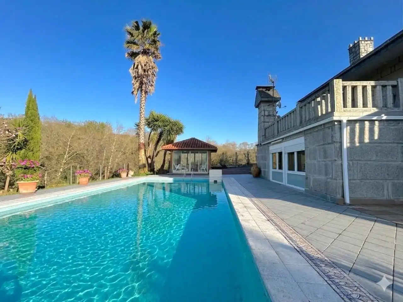 Piscina de Casa o xalet en venda en Rasines amb Calefacció, Jardí privat i Terrassa