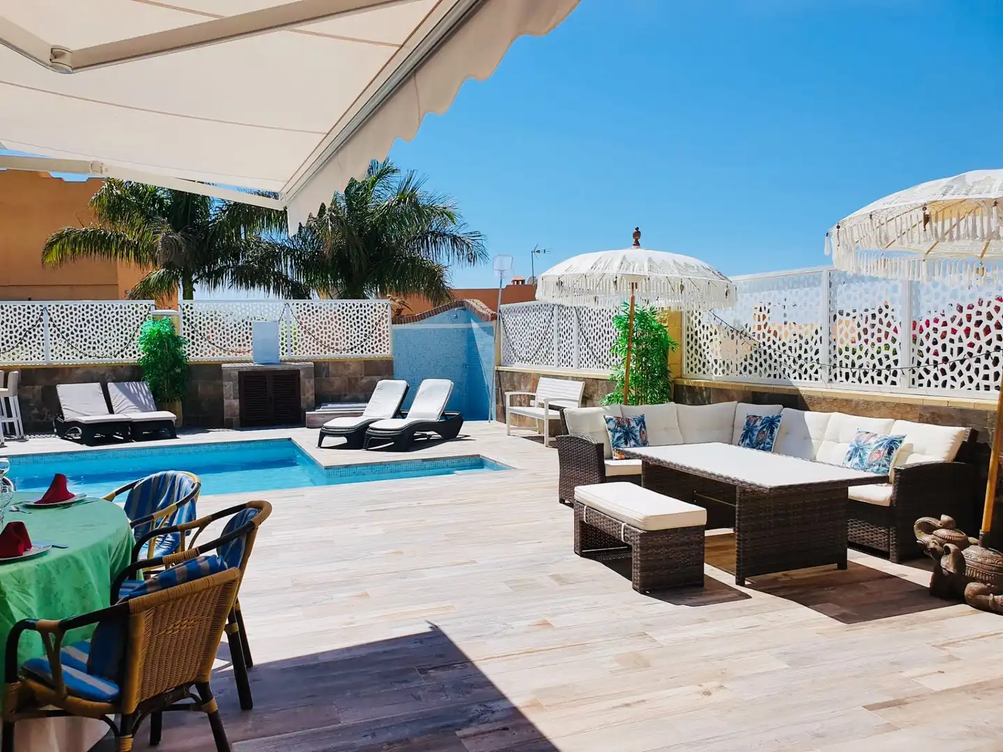 Haus mit Pool zum Verkauf in Torre del Mar, imagen 2